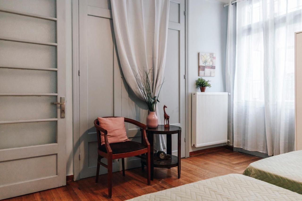 Monastiraki-Psiri, Old Town, 3-Bdr Apt, Sleep 6-10P, Spacious Court Yard Афіни Екстер'єр фото