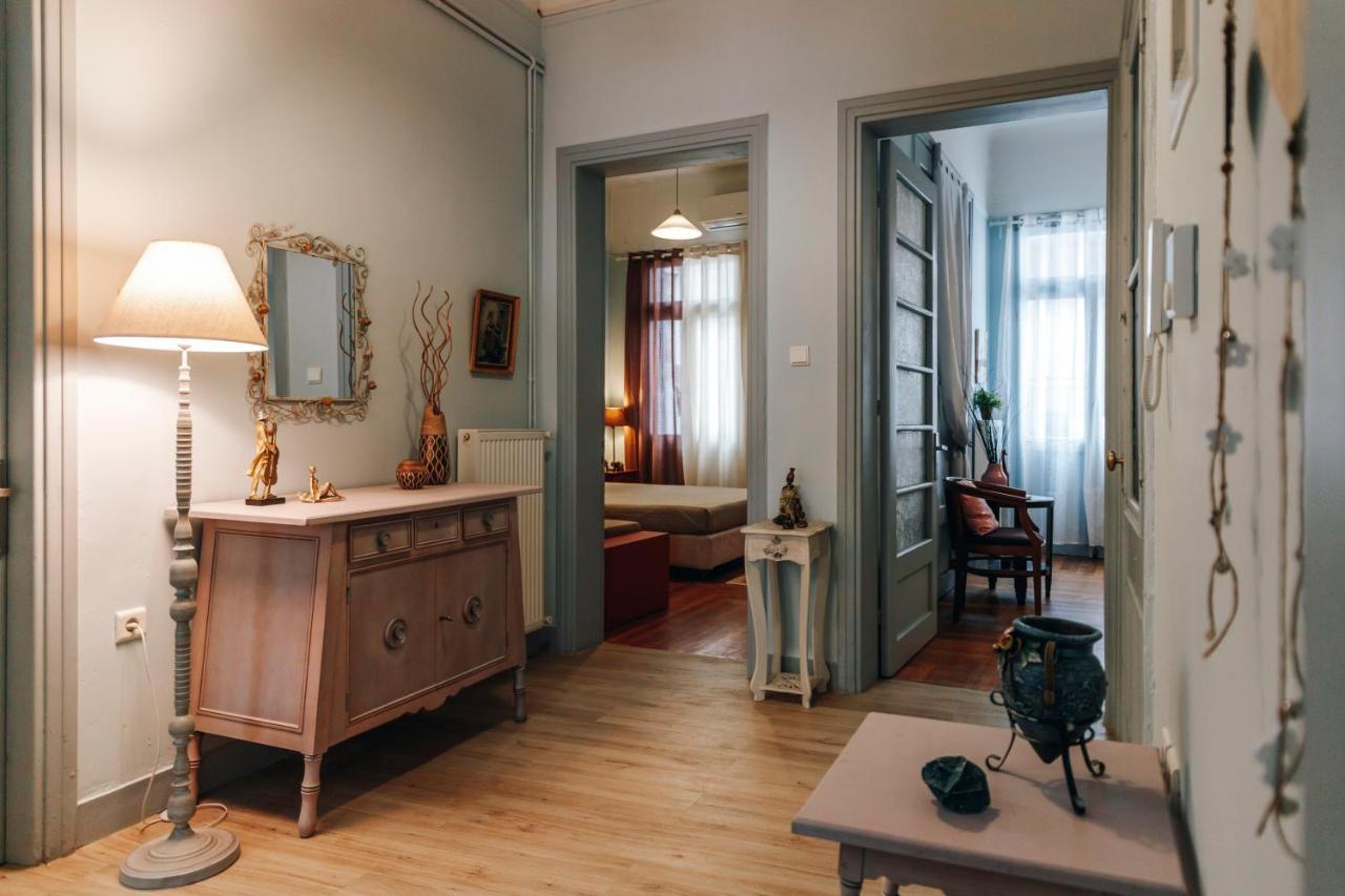 Monastiraki-Psiri, Old Town, 3-Bdr Apt, Sleep 6-10P, Spacious Court Yard Афіни Екстер'єр фото